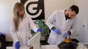 Електротехнічна лабораторія: дослідження, обладнання та особливості