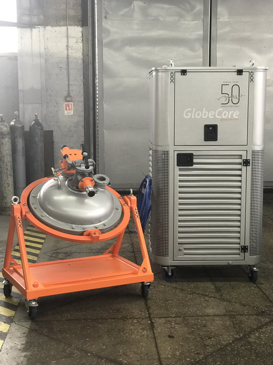 Спосіб приготування рідких сумішей при виробництві виробів із латексу з використанням енергії електромагнітного поля