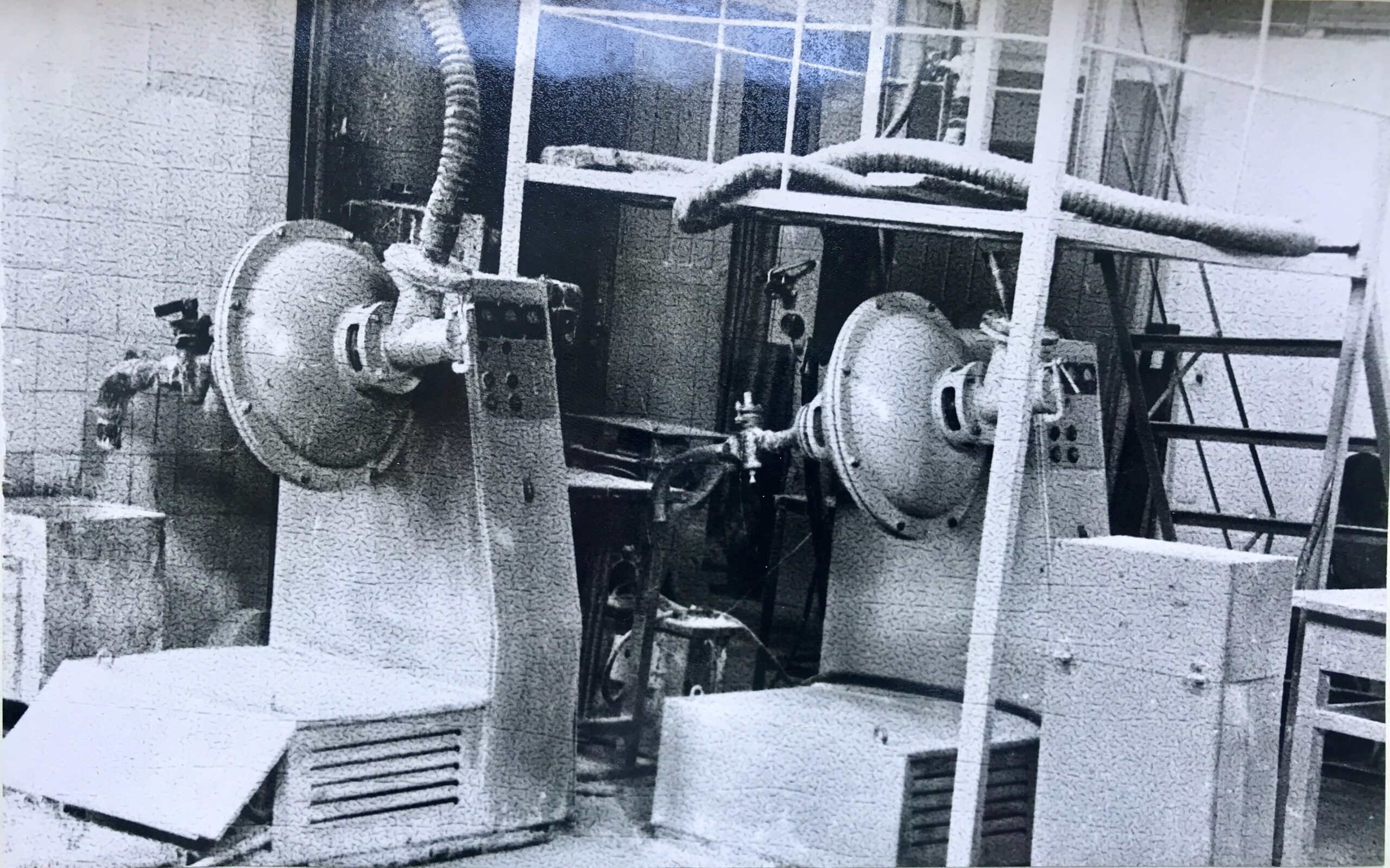 Активація цементного розчину та пінобетонної суміші, активація цементу